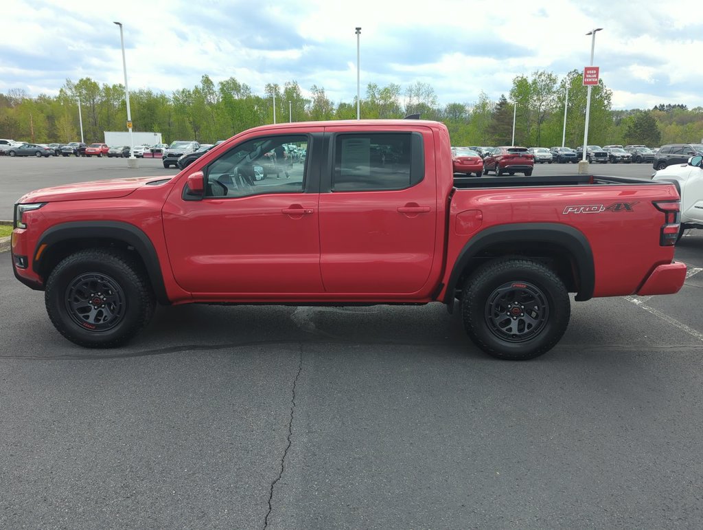 Used 2026 Nissan Frontier PRO-4X AWD/4WD image 5