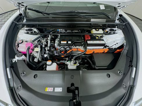 Used 2024 Lexus RZ 300e Premium w/ Technology Package image 33