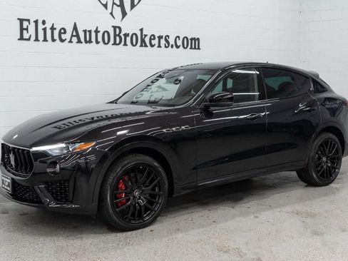 Used 2023 Maserati Levante Modena AWD/4WD image 37