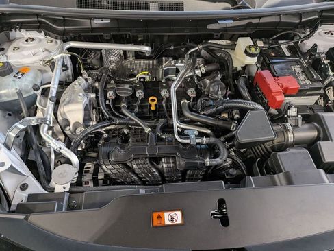 Used 2025 Mitsubishi Outlander SE image 31