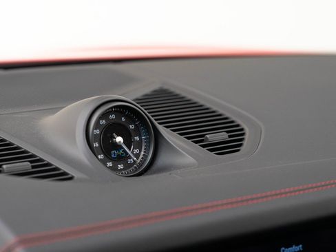 Used 2025 Porsche Cayenne GTS image 26