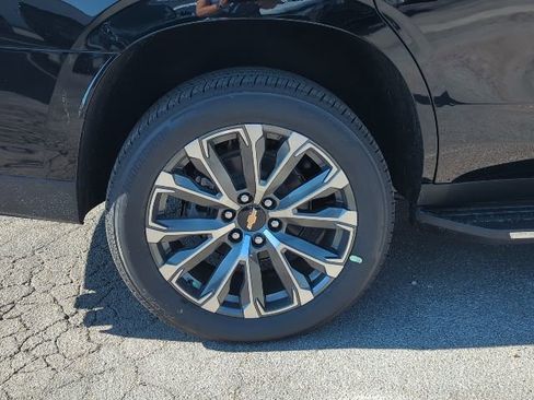 New 2026 Chevrolet Tahoe High Country w/ Sun And Tow Package image 3