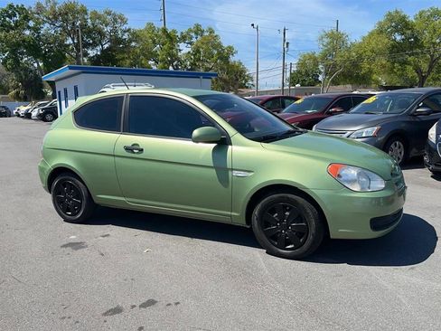 Used 2011 Hyundai Accent GS FWD image 7