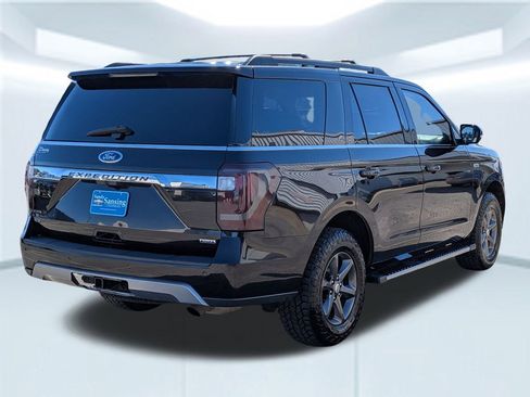 Used 2021 Ford Expedition XLT image 6