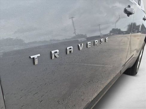Used 2018 Chevrolet Traverse LT AWD/4WD image 12