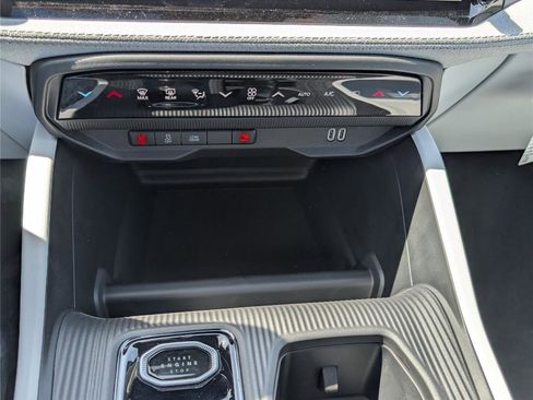 New 2026 Jeep Cherokee Laredo AWD/4WD image 21