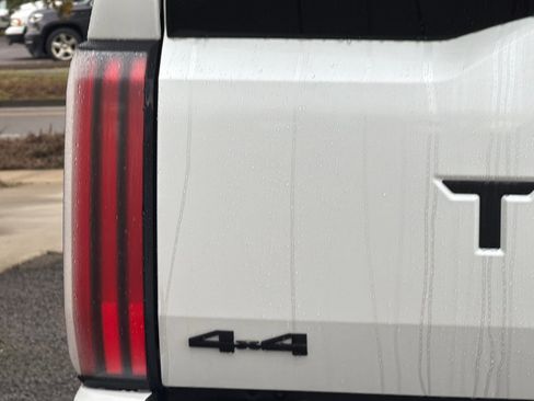 New 2026 Toyota Tundra Platinum w/ TRD Off-Road Package image 7