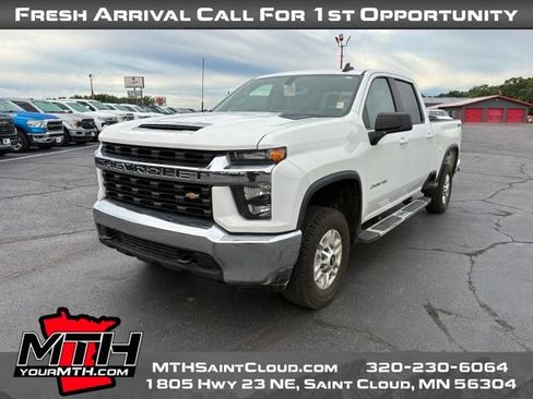 Used 2022 Chevrolet Silverado 2500 LT AWD/4WD image 4