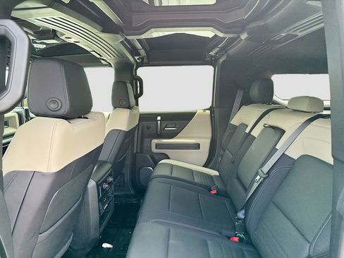 Used 2026 GMC Hummer EV SUV AWD/4WD image 24