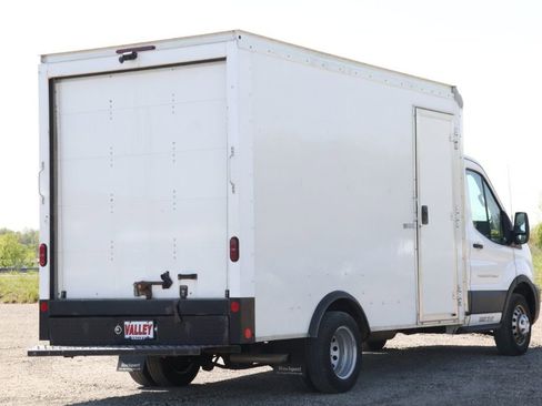 Used 2022 Ford Transit 350 DRW RWD image 8