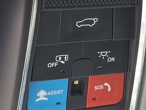 Used 2024 Jeep Grand Cherokee L Altitude image 26