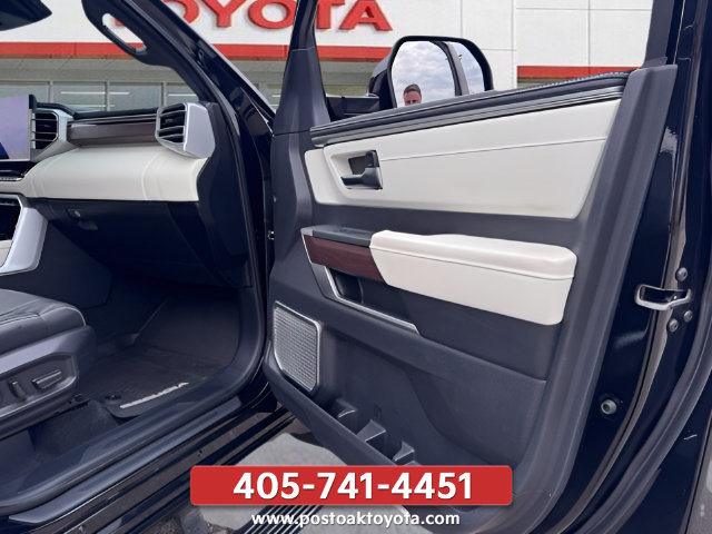 Used 2023 Toyota Sequoia Capstone AWD/4WD image 30