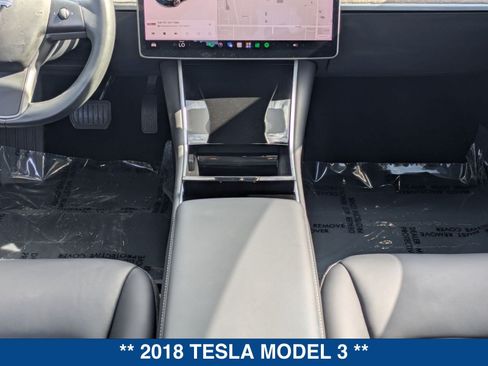 Used 2018 Tesla Model 3 Long Range RWD image 19