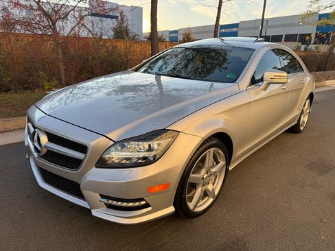 Used 2014 Mercedes-Benz CLS 550 4MATIC image 2