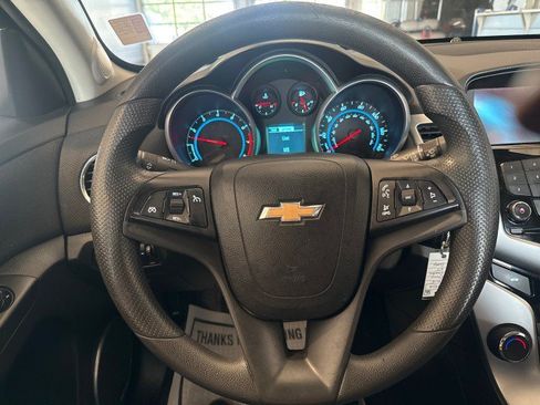 Used 2015 Chevrolet Cruze LT w/ Sun And Sound Package FWD image 18