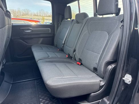 Used 2019 RAM 1500 Big Horn AWD/4WD image 15