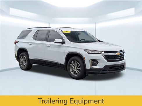 Used 2023 Chevrolet Traverse LT w/ LPO, Cargo Package FWD image 10