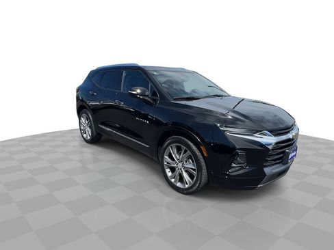 Used 2019 Chevrolet Blazer Premier w/ Sun and Wheels Package AWD/4WD image 2