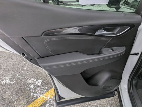 Certified 2023 Buick Envision Essence image 27