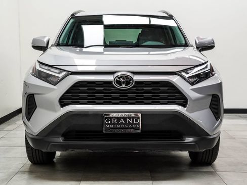 Used 2024 Toyota RAV4 XLE AWD/4WD image 8