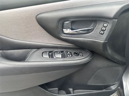 Used 2023 Nissan Murano SL w/ Cargo Package FWD image 18