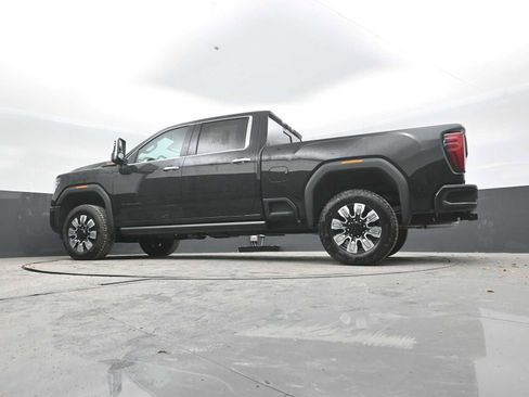 New 2026 GMC Sierra 2500 Denali w/ Denali Reserve Package AWD/4WD image 38