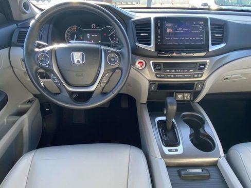 Used 2017 Honda Pilot EX-L image 9