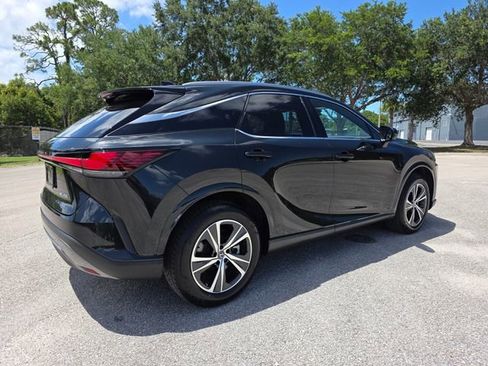 Used 2025 Lexus RX 350 Premium w/ Accessory Package (Z1) FWD image 3