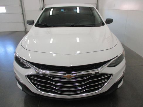 Used 2023 Chevrolet Malibu LS image 8