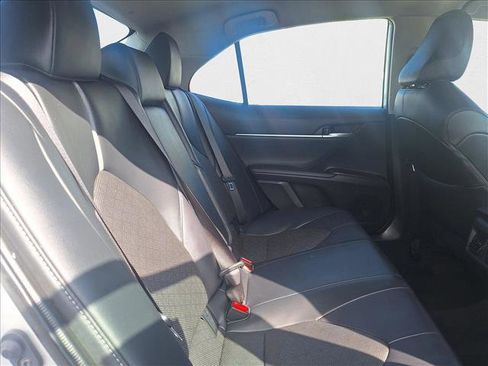 Used 2023 Toyota Camry XSE image 19