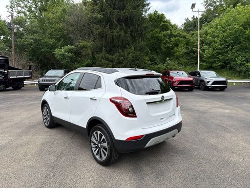 Used 2022 Buick Encore Preferred w/ Safety Package AWD/4WD image 5