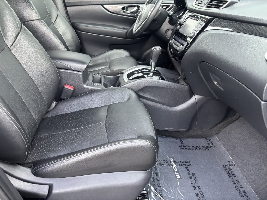 Used 2016 Nissan Rogue SL AWD/4WD image 28