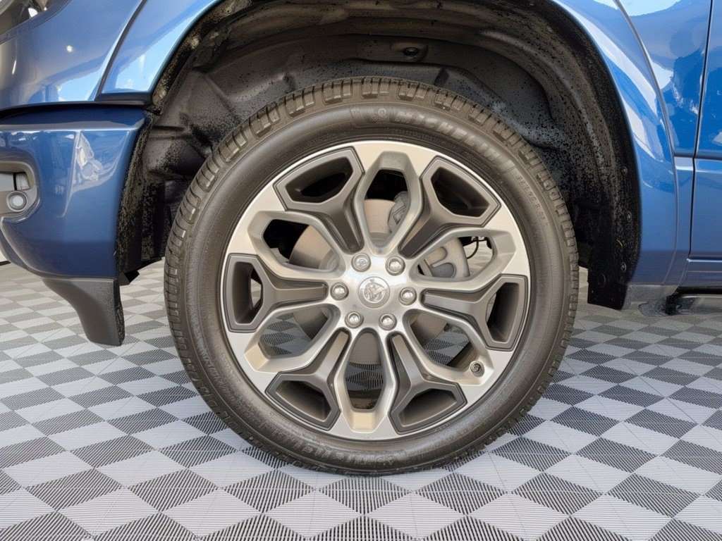 Used 2022 RAM 1500 Limited AWD/4WD image 11