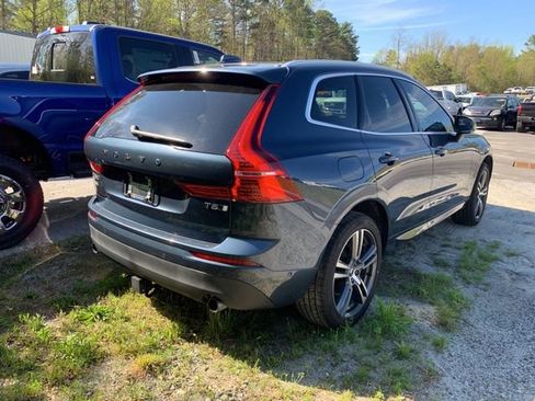 Used 2019 Volvo XC60 T5 Momentum w/ Premium Package image 7