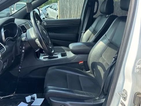 Used 2021 Jeep Grand Cherokee Laredo X AWD/4WD image 20