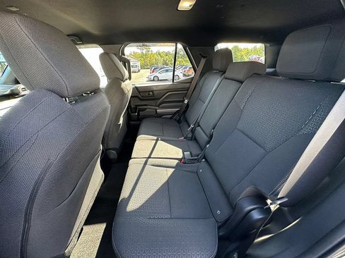 Used 2025 Toyota 4Runner SR5 AWD/4WD image 16