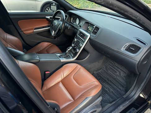 Used 2015 Volvo S60 T5 Premier w/ Convenience Package FWD image 41