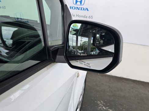 Used 2023 Ford Transit Connect XL image 37