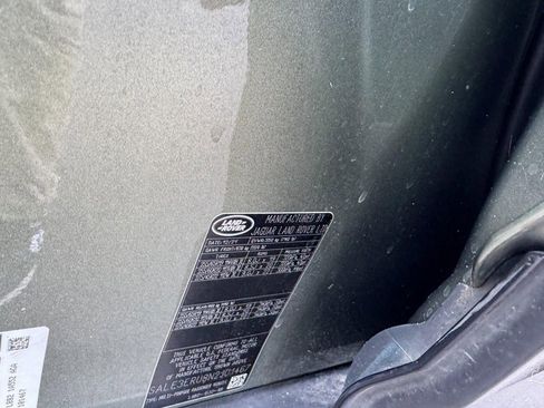 Used 2022 Land Rover Defender 110 X-Dynamic HSE image 26