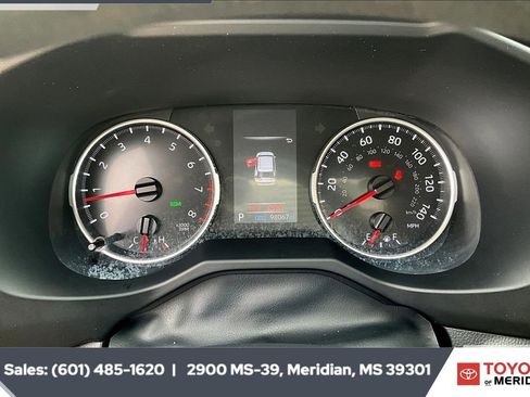 Used 2022 Toyota RAV4 XLE image 14