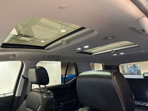Used 2018 Chevrolet Traverse Premier w/ Redline Edition image 4