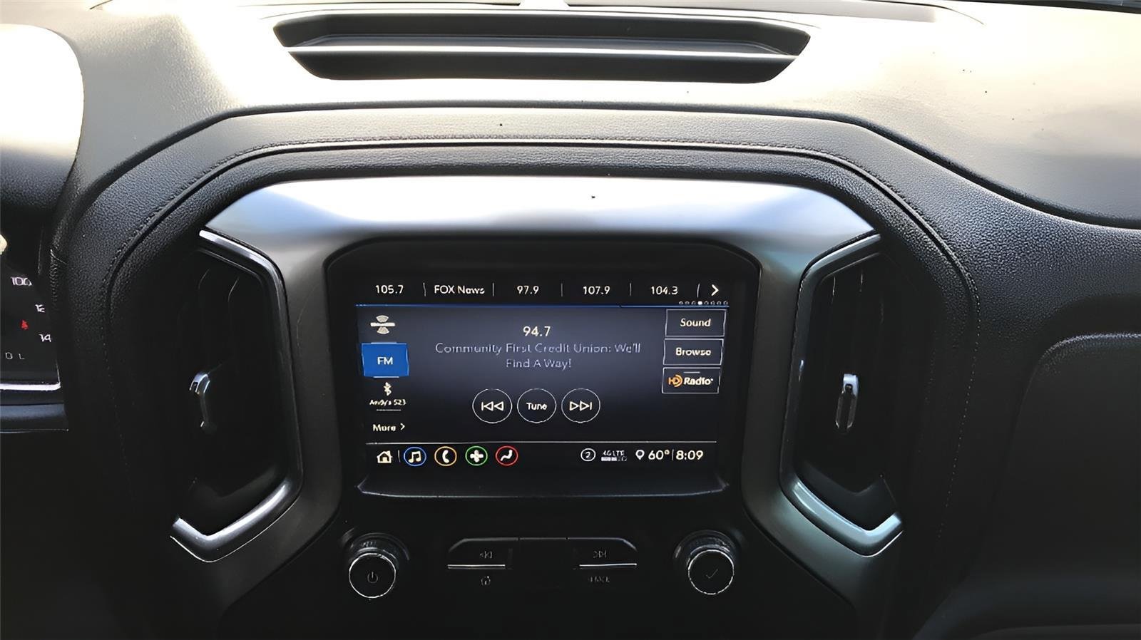 Used 2020 Chevrolet Silverado 1500 RST AWD/4WD image 36