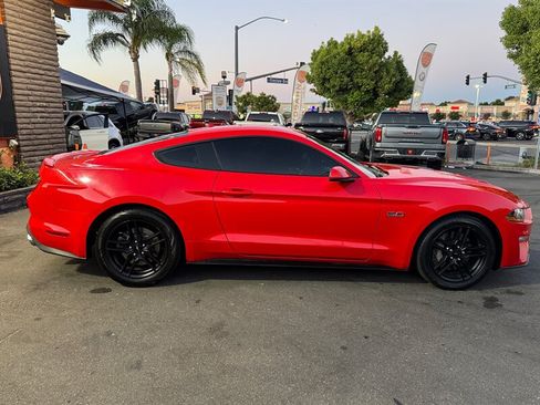 Used 2018 Ford Mustang GT Premium RWD image 18
