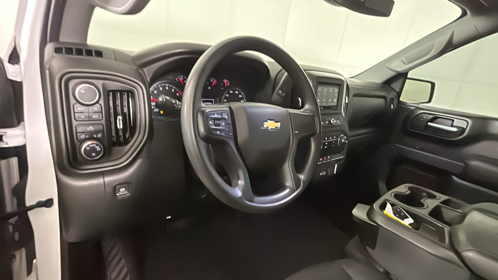 Used 2023 Chevrolet Silverado 1500 Custom AWD/4WD image 15