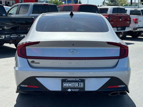 Used 2020 Hyundai Sonata SEL w/ Convenience + Sunroof Package FWD image 9