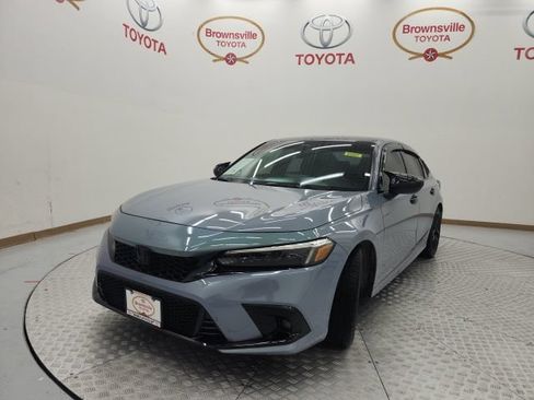 Used 2023 Honda Civic Sport image 2