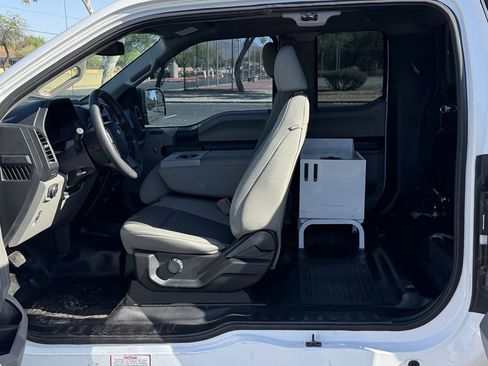 Used 2018 Ford F150 XL w/ Equipment Group 101A Mid RWD image 9