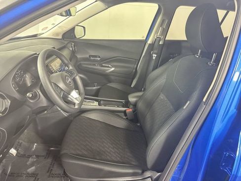 Used 2024 Nissan Kicks SV w/ Interior Electronics Package FWD image 19