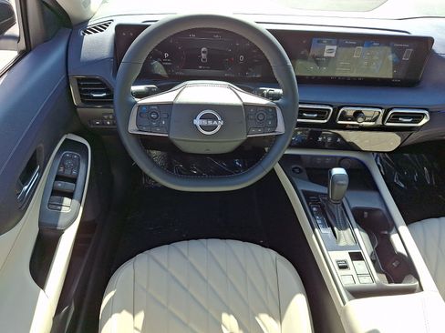 Used 2026 Nissan Sentra SL w/ Floor Mat Package FWD image 11