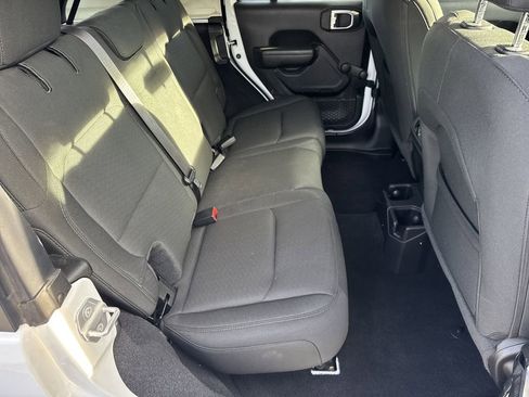 Used 2021 Jeep Wrangler Unlimited Willys image 15
